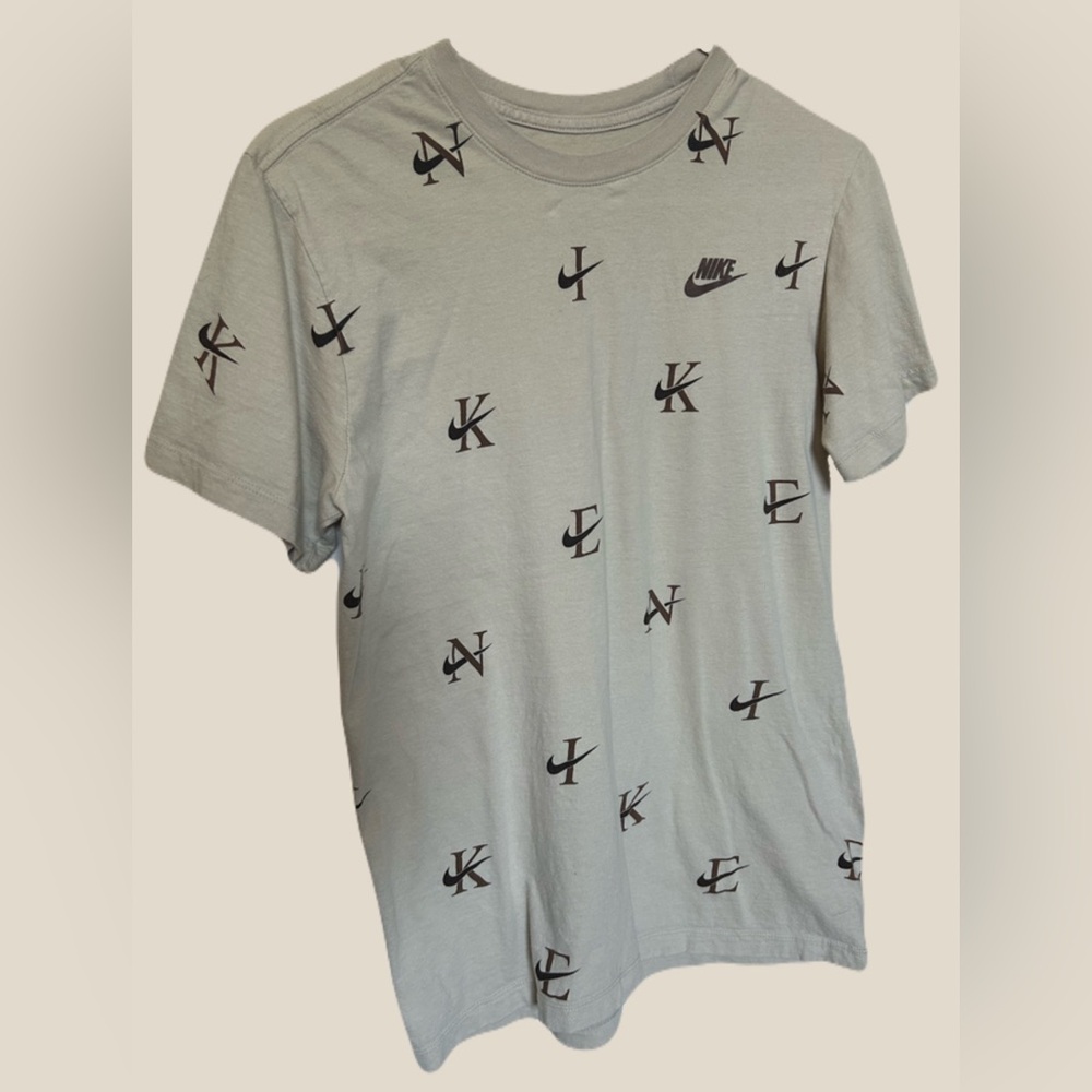 Nike T-Shirt